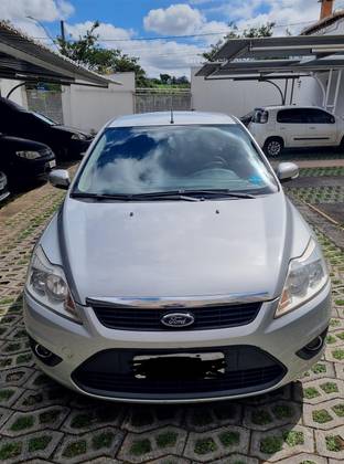 FORD FOCUS 1.6 GLX 16V FLEX 4P MANUAL